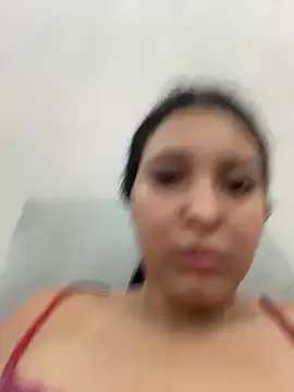 suannedoriean – webcam model profile photo Image 15