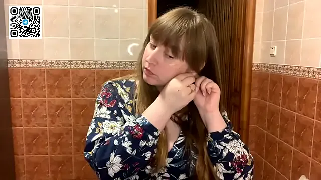 mymindbreaks2 – webcam model profile photo Image 4