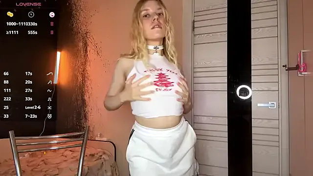 MayaMerciXoxo – webcam model profile photo Image 12