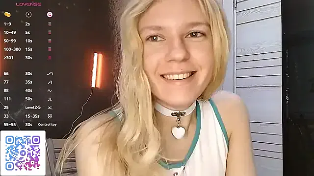 MayaMerciXoxo – webcam model profile photo Image 4