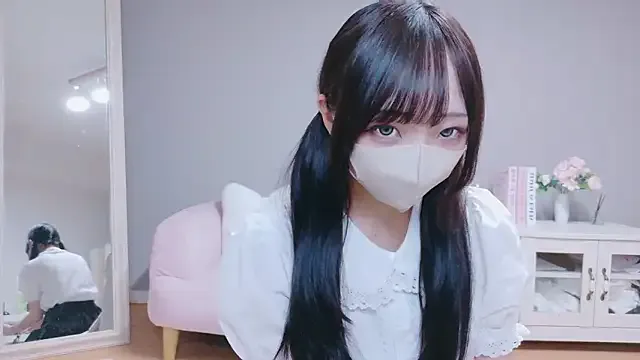 hornyshow_tv – webcam model profile photo Image 10