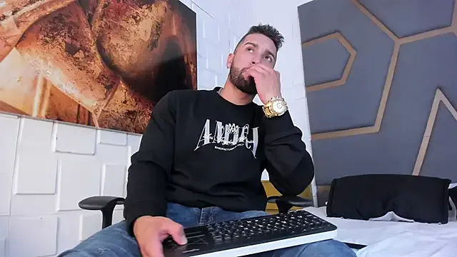 AlisaMoss – webcam model profile photo Image 2