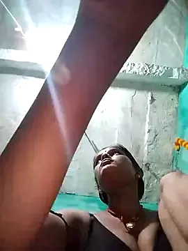 dears_pearlss – webcam model profile photo Image 3