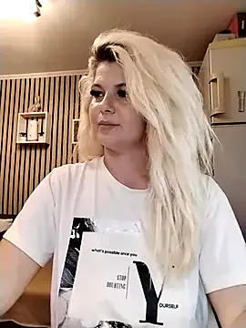 minatokuntteyonde – webcam model profile photo Image 5