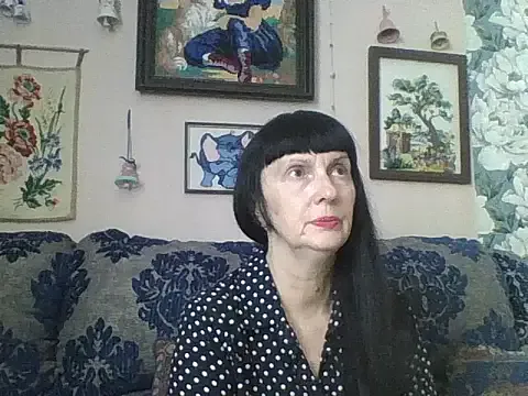 little_show_sexy – webcam model profile photo Image 10