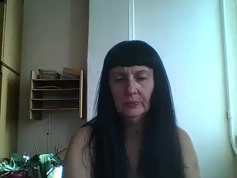 little_show_sexy – webcam model profile photo Image 13