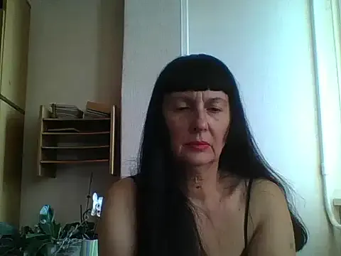 little_show_sexy – webcam model profile photo Image 8