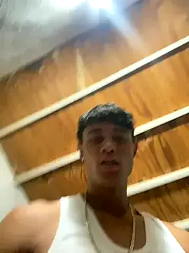 secret_dream415 – webcam model profile photo Image 2