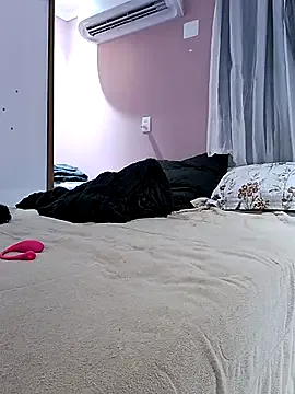 alorianna – webcam model profile photo Image 6