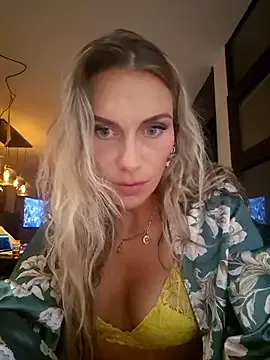 PabloArena – webcam model profile photo Image 3