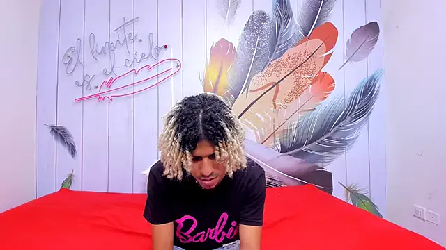 hornyshow_tv – webcam model profile photo Image 17