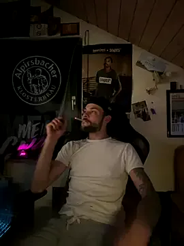 anhkiet_huang – webcam model profile photo Image 12