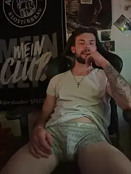 anhkiet_huang – webcam model profile photo Image 17