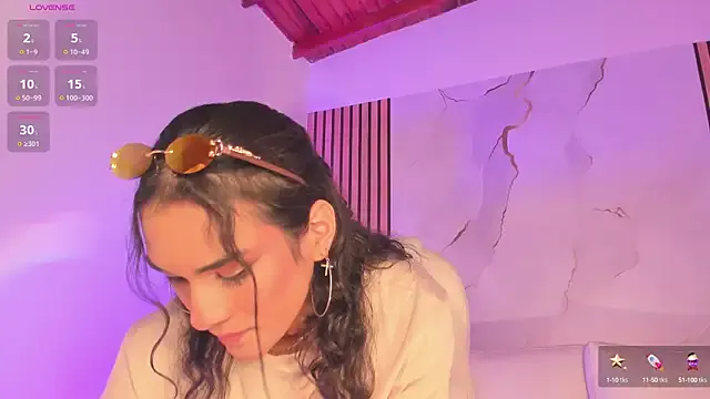 Tomas_Olivia – webcam model profile photo Image 9