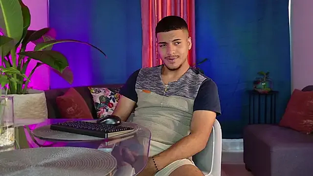 SamuelMatthew – webcam model profile photo Image 17
