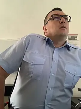 Vinsent_Frantlyy – webcam model profile photo Image 16