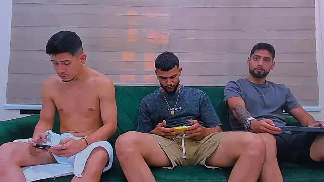 slaveandslave – webcam model profile photo Image 8