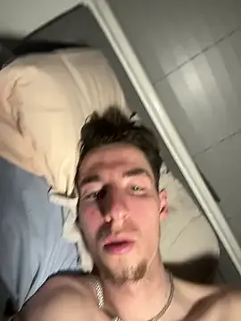 DomManlyGuy – webcam model profile photo Image 3