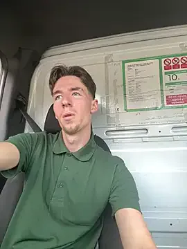 DomManlyGuy – webcam model profile photo Image 5