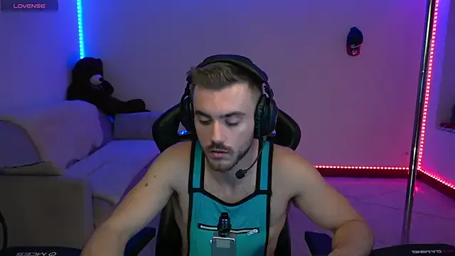 juanastrefeler – webcam model profile photo Image 6