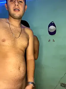 DomManlyGuy – webcam model profile photo Image 2