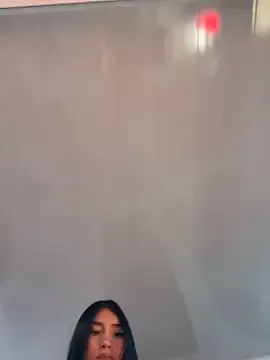 DemiLinda – webcam model profile photo Image 18