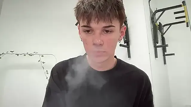 kai101010 – webcam model profile photo Image 19