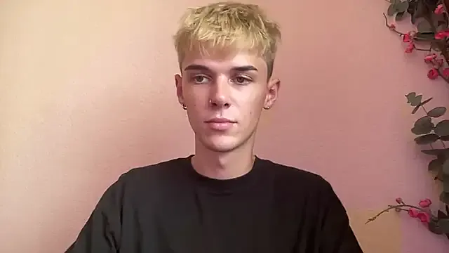 kai101010 – webcam model profile photo Image 3