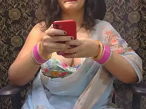 MilkyQueen69 Image 12