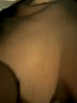 QYBOYS-001 – webcam model profile photo Image 11