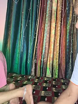 QYBOYS-001 – webcam model profile photo Image 14