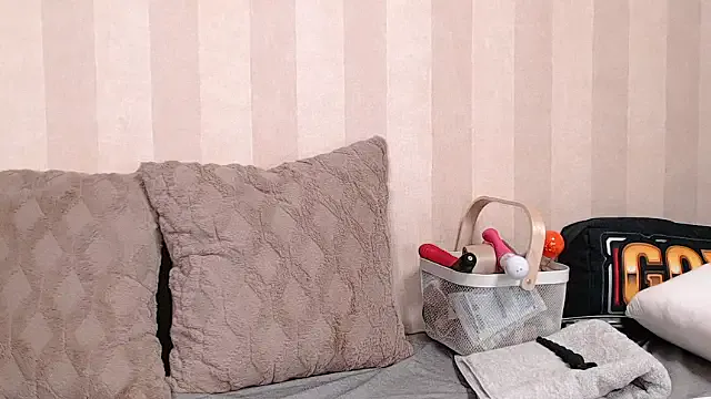 JulieRios – webcam model profile photo Image 8