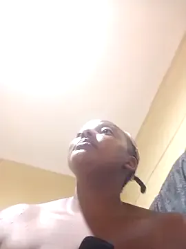 dears_pearlss – webcam model profile photo Image 17