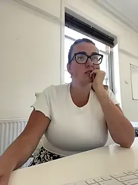 GFBOYS-111 – webcam model profile photo Image 13