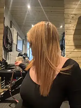 V-Hot-Sweti – webcam model profile photo Image 15