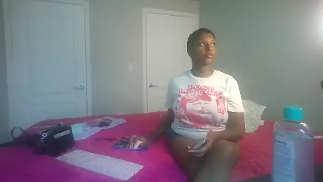 Benson18y – webcam model profile photo Image 3