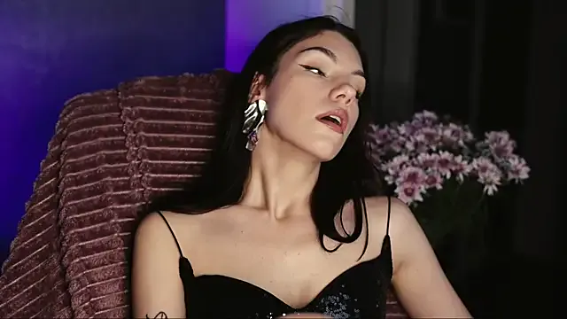 ariel_andcharlotte – webcam model profile photo Image 12