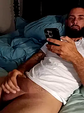 bisexualmilf – webcam model profile photo Image 18