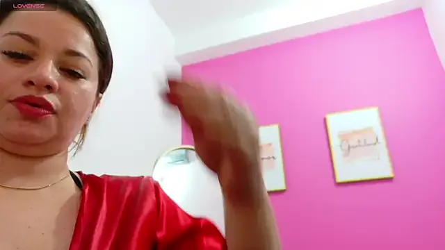 WitchAnnie – webcam model profile photo Image 9