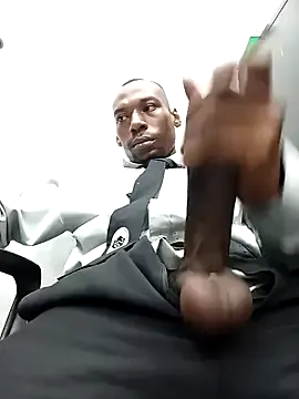 little_show_sexy – webcam model profile photo Image 10