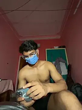 hornyshow_tv – webcam model profile photo Image 16