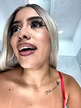 cute_fox_girl – webcam model profile photo Image 16