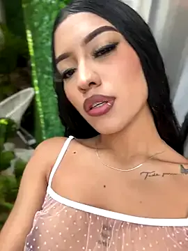 cute_fox_girl – webcam model profile photo Image 8