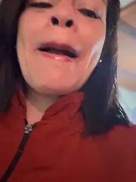 angellspartner – webcam model profile photo Image 17