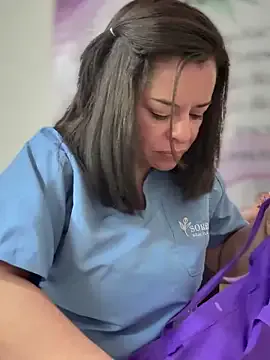 angellspartner – webcam model profile photo Image 18