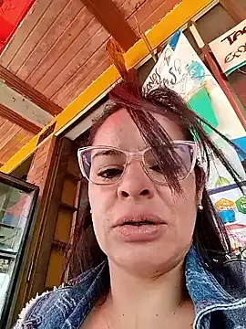 angellspartner – webcam model profile photo Image 2