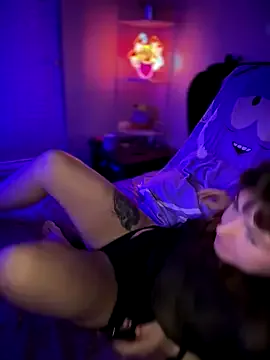 liana_bright – webcam model profile photo Image 8