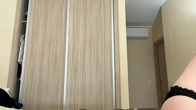 GFBOYS-111 – webcam model profile photo Image 13