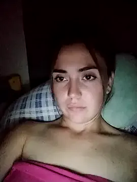 burnletitallburn – webcam model profile photo Image 12