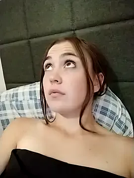 burnletitallburn – webcam model profile photo Image 3